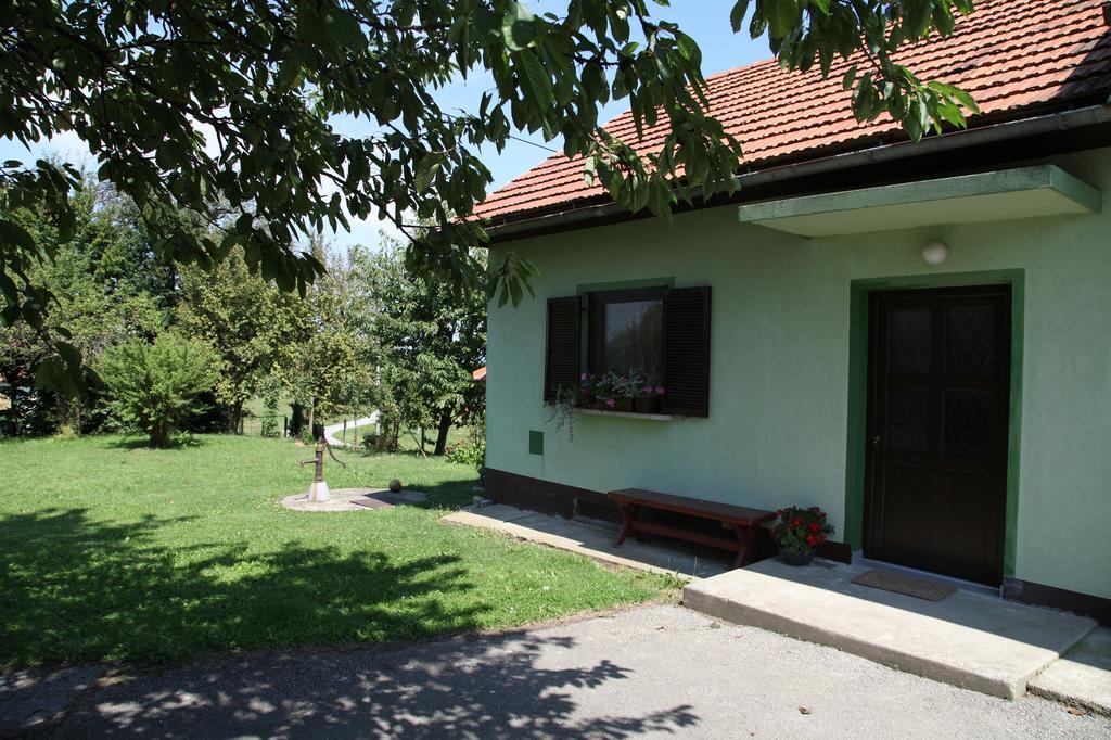 Holiday Home Maderka Strigova エクステリア 写真